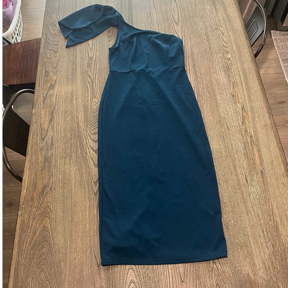 Dress The Population Tiffany One Shoulder Bow Detail Midi Dress Navy Size M